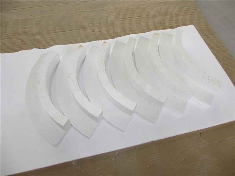 剛玉莫來石制品